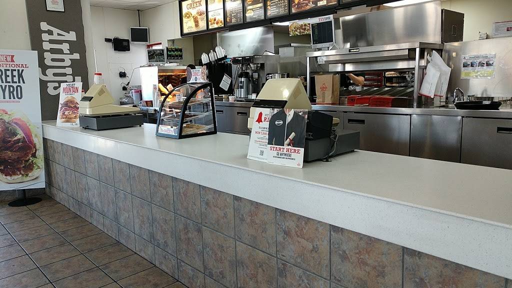 Arbys | restaurant | 1874 Belvidere Rd, Grayslake, IL 60030, USA | 8475481742 OR +1 847-548-1742