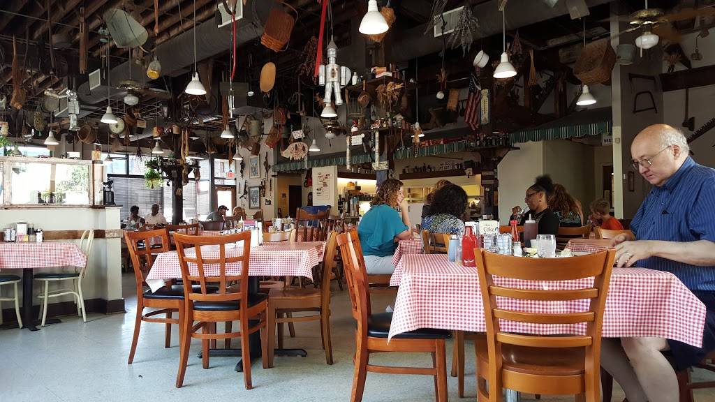 Big Ed’s City Market Restaurant | restaurant | 220 Wolfe St, Raleigh, NC 27601, USA | 9198369909 OR +1 919-836-9909