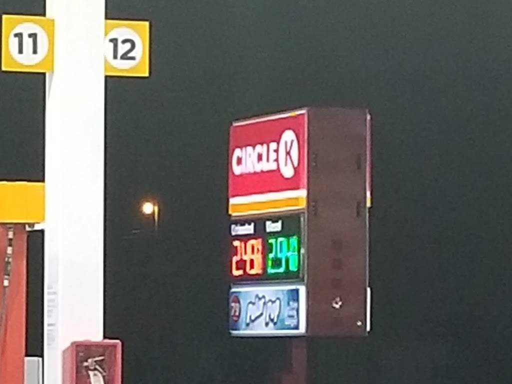 Kangaroo Express | meal takeaway | 602 Cox Creek Pkwy, Florence, AL 35630, USA | 2567605221 OR +1 256-760-5221