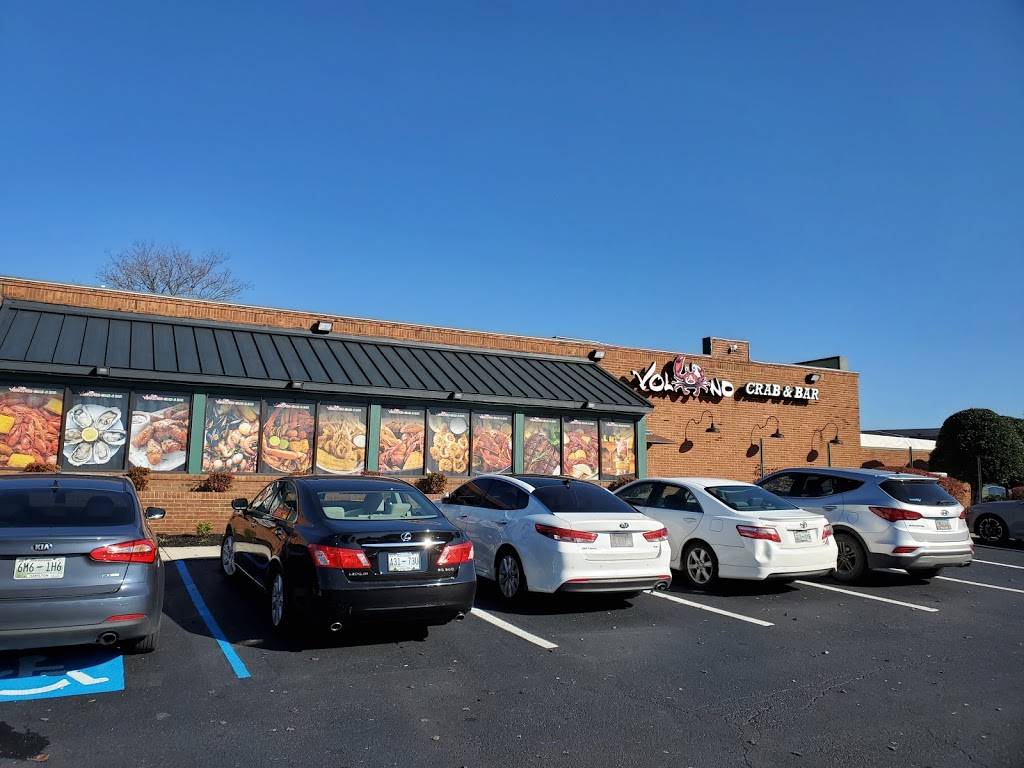 Volcano Crab & Bar | restaurant | 2342 Shallowford Village Dr, Chattanooga, TN 37421, USA | 4239109888 OR +1 423-910-9888