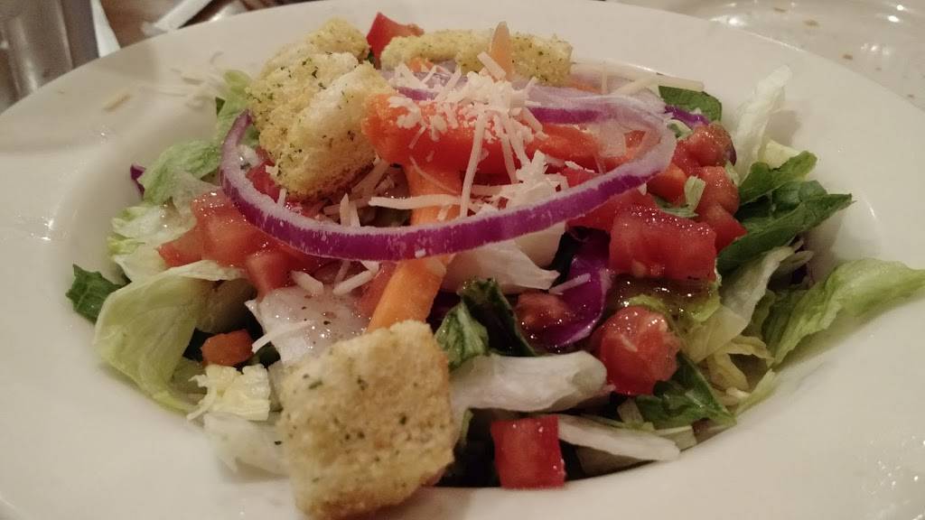 Johnny Carinos | restaurant | 620 Harvey Rd, College Station, TX 77840, USA | 9797647374 OR +1 979-764-7374