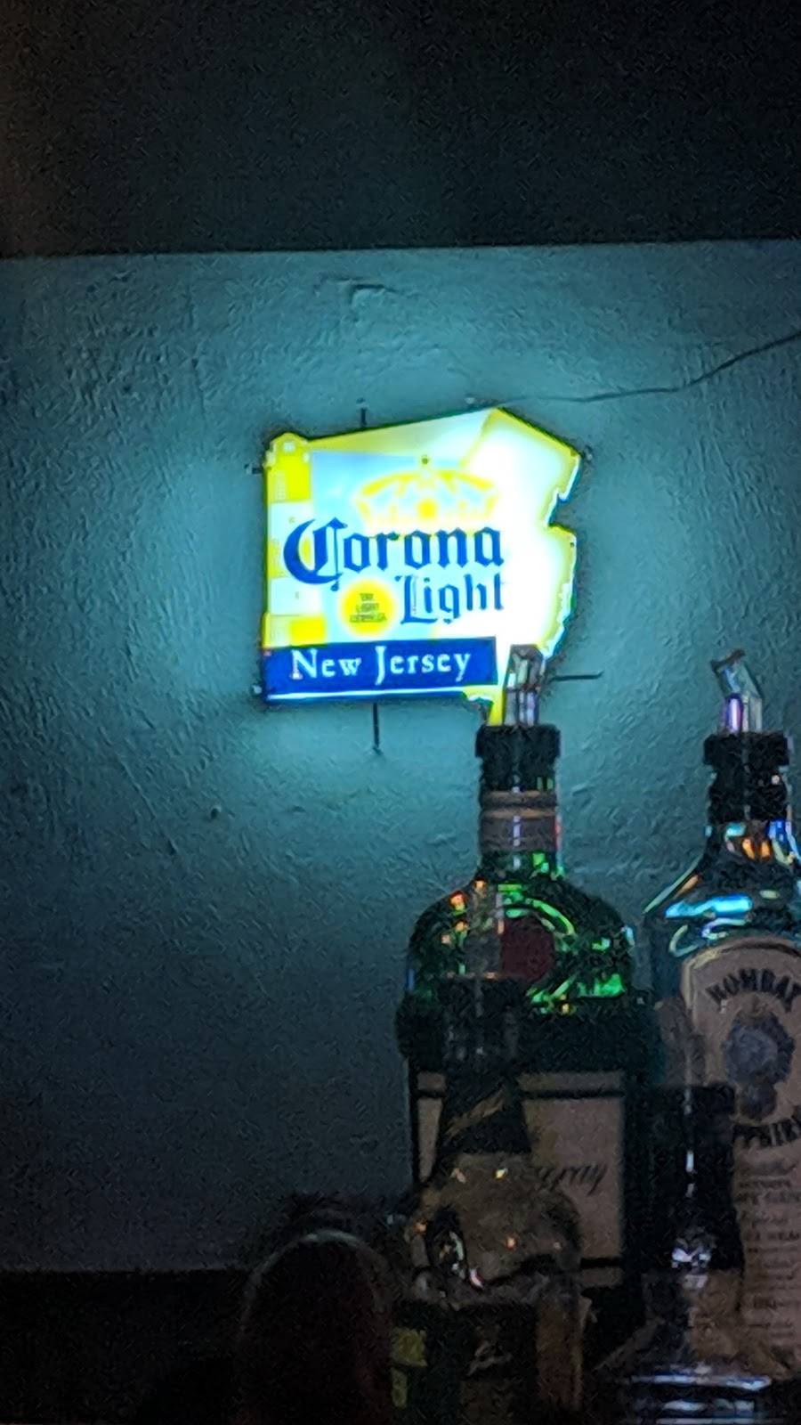 Shawns Crazy Saloon | restaurant | 350 Belleville Turnpike, Kearny, NJ 07032, USA | 2017446709 OR +1 201-744-6709