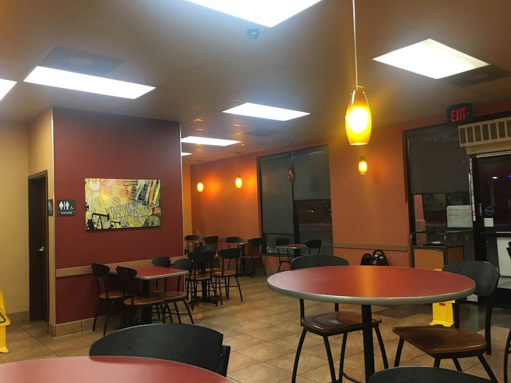 Jack in the Box | restaurant | 784 N Main St, Corona, CA 92880, USA | 9517397780 OR +1 951-739-7780