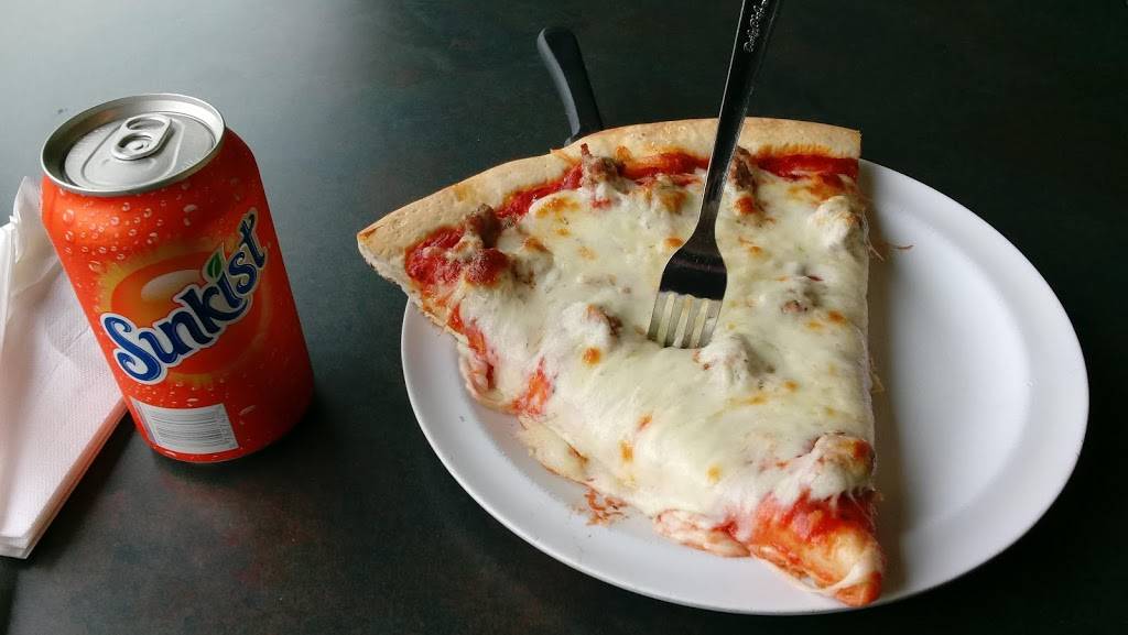 Nonnos Pizza | restaurant | 6969 Ogden Ave # D, Berwyn, IL 60402, USA | 7087881100 OR +1 708-788-1100