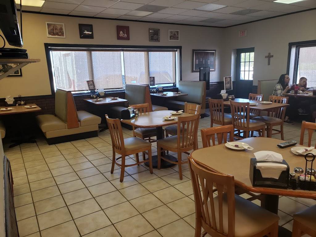 Mamma mias italian resturant | restaurant | 2467 Boyds Creek Hwy, Sevierville, TN 37876, USA | 8653661989 OR +1 865-366-1989