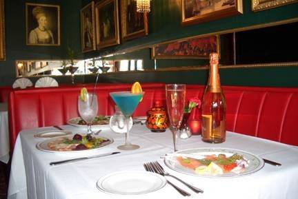 Red Square Caviar Bar | restaurant | 162 Rehoboth Ave, Rehoboth Beach, DE 19971, USA | 3022267782 OR +1 302-226-7782