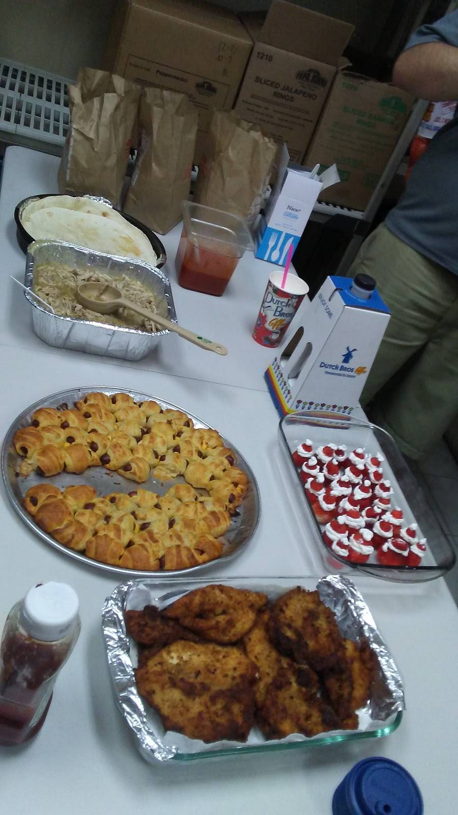 Papa Johns Pizza | restaurant | 751 E Bell Rd Ste 10, Phoenix, AZ 85022, USA | 6029380202 OR +1 602-938-0202