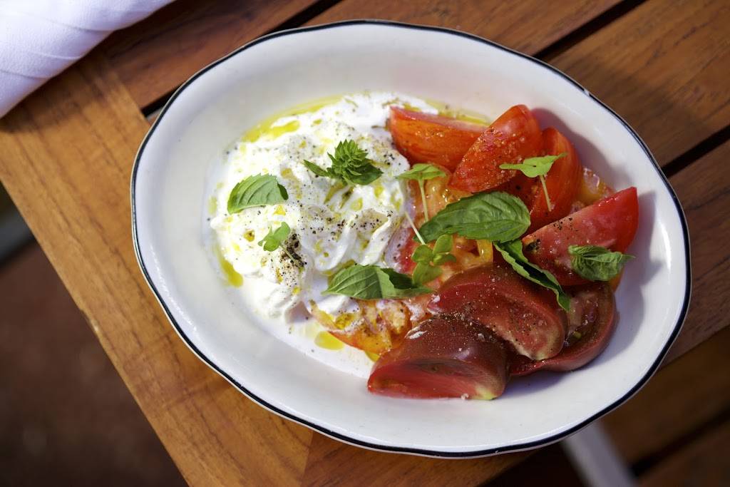 Michaels Genuine Food & Drink - CLEVELAND | restaurant | 3427 Tuttle Rd, Shaker Heights, OH 44122, USA | 2162308022 OR +1 216-230-8022