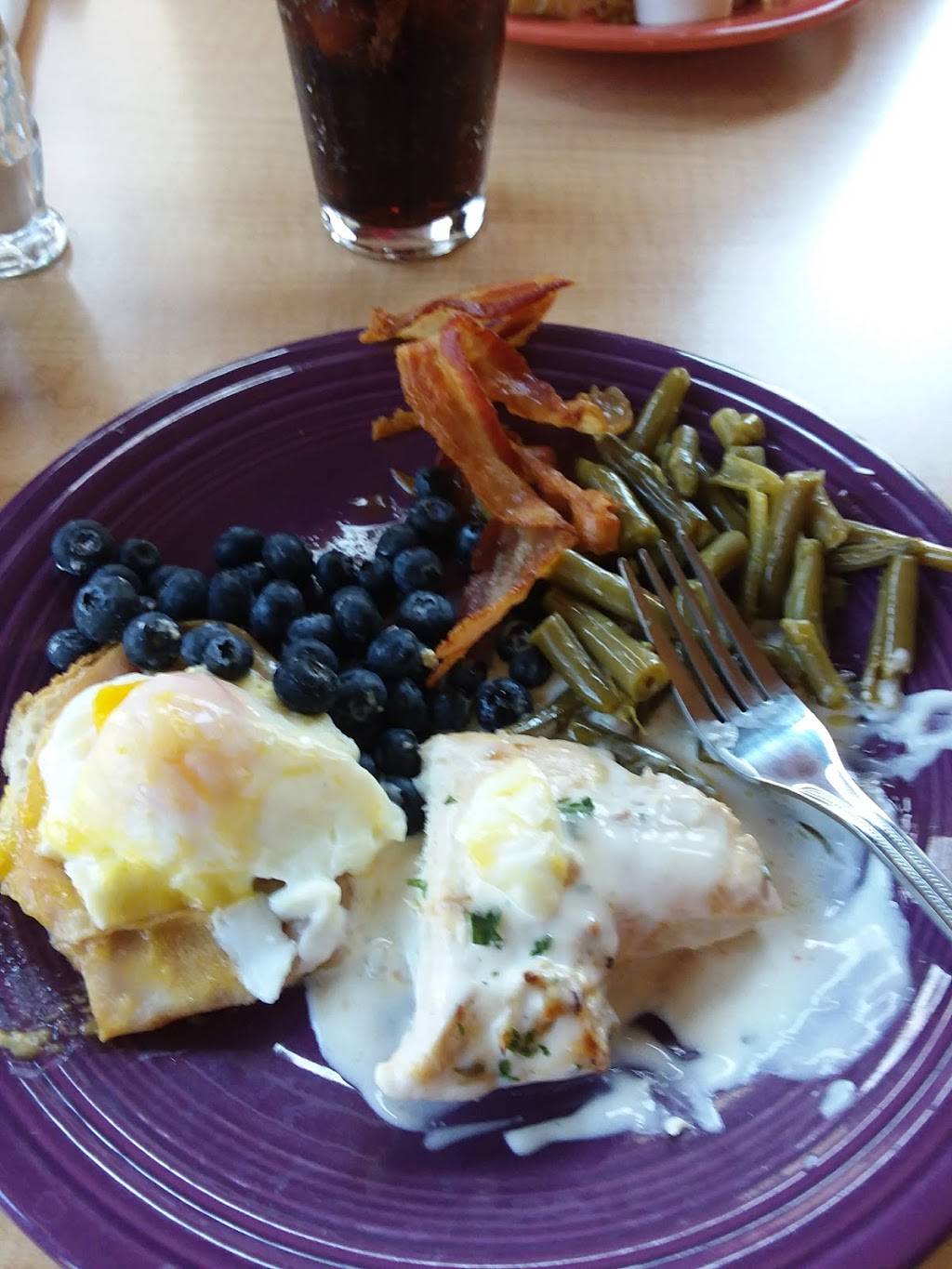 Restaurant At Hungry Mother | restaurant | 380 Hemlock Haven Ln, Marion, VA 24354, USA | 2767817400 OR +1 276-781-7400