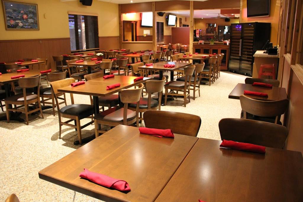 Brasserie Du Relais | restaurant | 77 Boulevard Desjardins E, Sainte-Thérèse, QC J7E 1C5, Canada | 4504370271 OR +1 450-437-0271