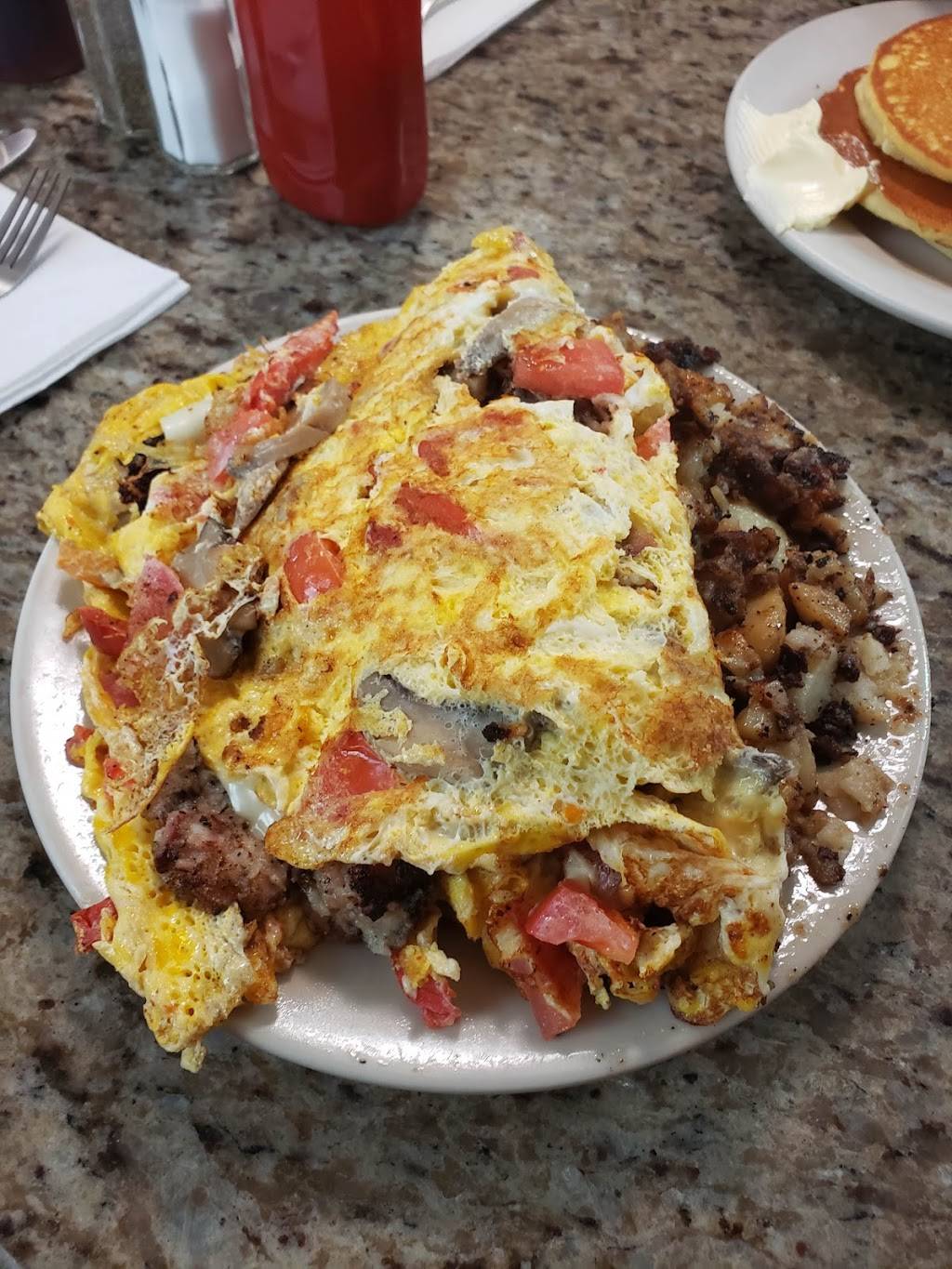 Carls Oxford Diner | restaurant | 291 Main St, Oxford, MA 01540, USA | 5089878770 OR +1 508-987-8770