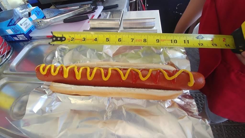 Daisy Doggz Hot Dog Stand & Catering | meal takeaway | 17375 Spring Hill Drive Booth C89, Brooksville, FL 34604, USA | 3528884433 OR +1 352-888-4433