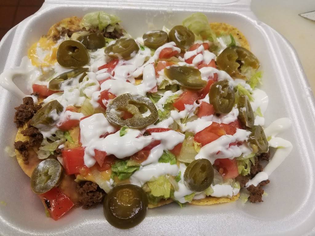 Finas Tacos & More | restaurant | 303 301 Blvd W #245, Bradenton, FL 34205, USA | 9412418873 OR +1 941-241-8873