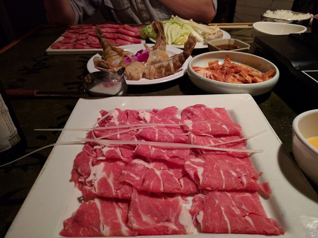 Tokyo Pot | restaurant | 108 W 10th Ave, Stillwater, OK 74074, USA | 4053728898 OR +1 405-372-8898