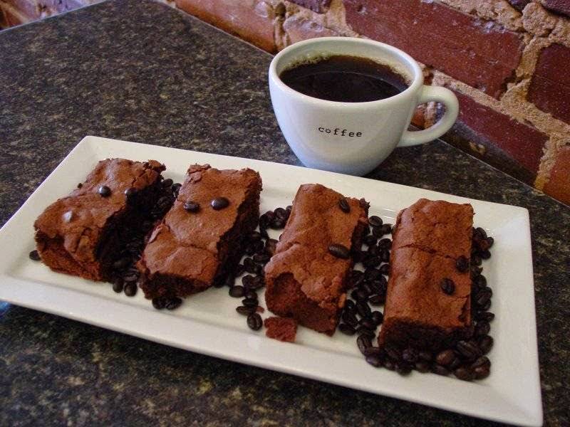 Square Beans Coffee Company | cafe | 103 N Center St, Collierville, TN 38017, USA | 9018548855 OR +1 901-854-8855