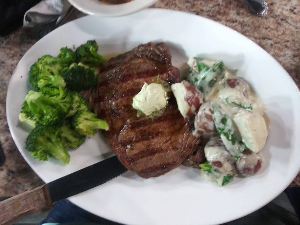 Sabores De Colombia | restaurant | 9825 San Jose Blvd #20, Jacksonville, FL 32257, USA | 9046195967 OR +1 904-619-5967