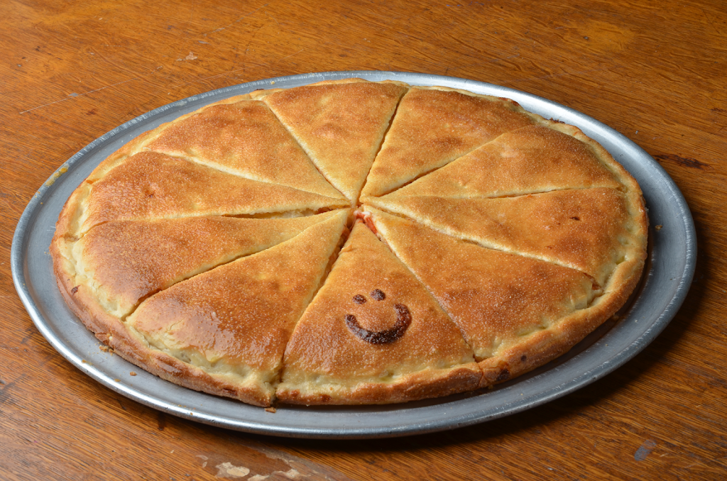 Tanias Pizza | meal takeaway | 3204 Crooks Rd, Royal Oak, MI 48073, USA | 2482884774 OR +1 248-288-4774