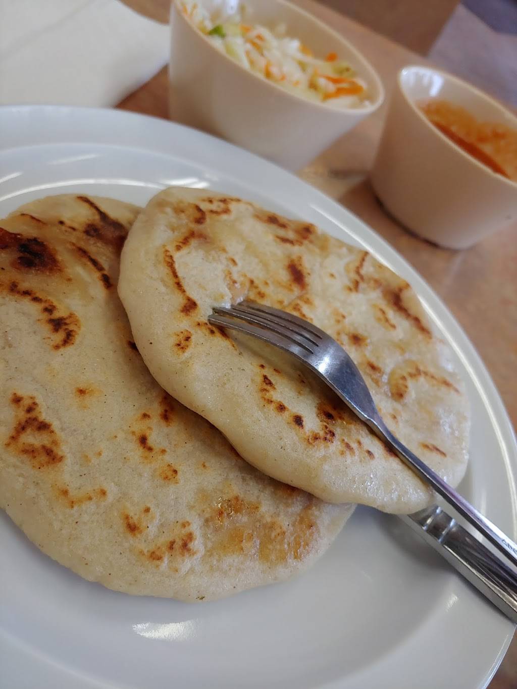 Pupuseria La Libertad | restaurant | 8101 S Central Ave, Los Angeles, CA 90001, USA | 3235899006 OR +1 323-589-9006