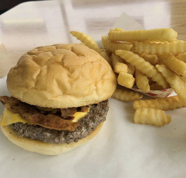 Burger Tex | restaurant | 5610 Gessner Rd, Houston, TX 77041, USA | 7138950991 OR +1 713-895-0991