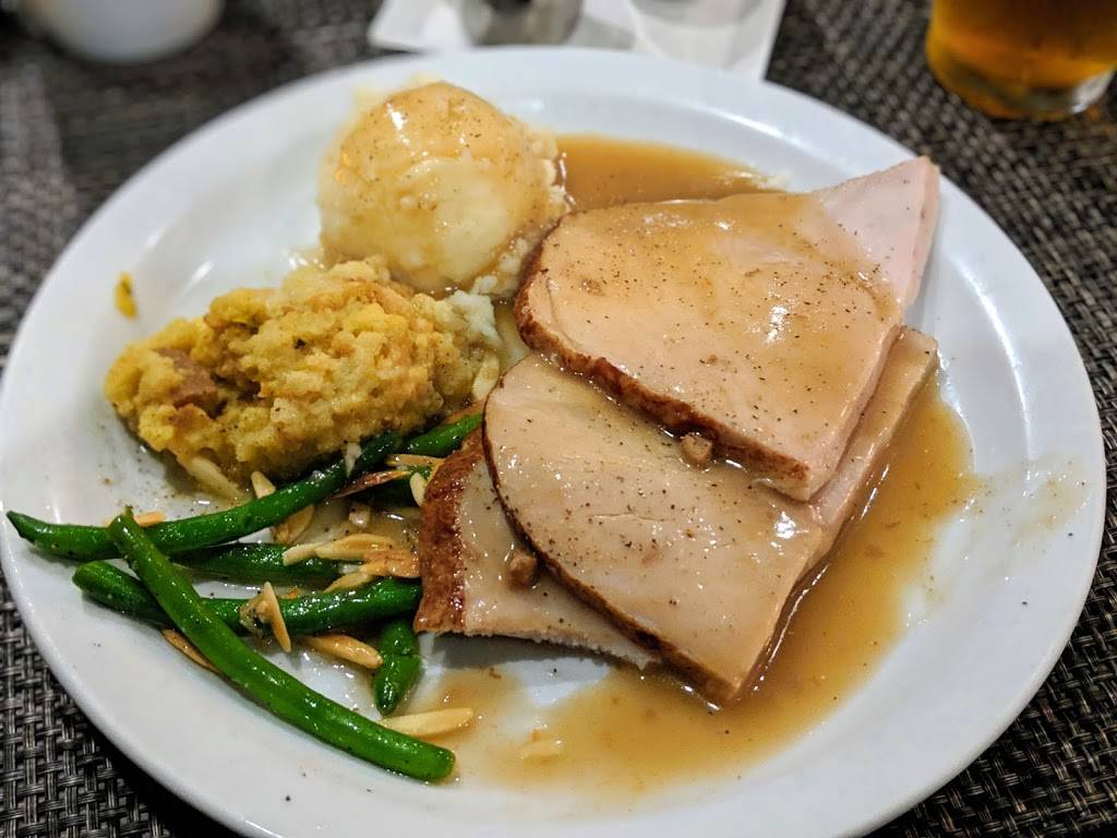 Collearys Bistro & Spirits | restaurant | 2143 N Tustin St, Orange, CA 92865, USA | 7146338650 OR +1 714-633-8650