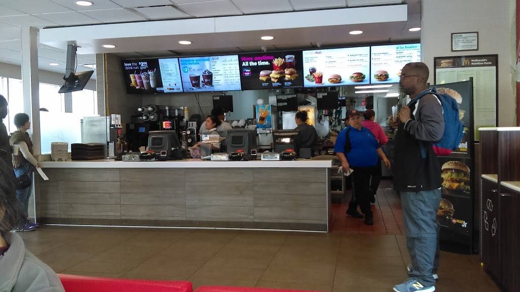 McDonalds | cafe | 1330 Jackson St, Oakland, CA 94612, USA | 5108393876 OR +1 510-839-3876