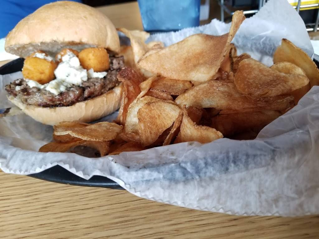 Martinos On Vine | restaurant | 2618 Vine St, Cincinnati, OH 45219, USA | 5132218487 OR +1 513-221-8487