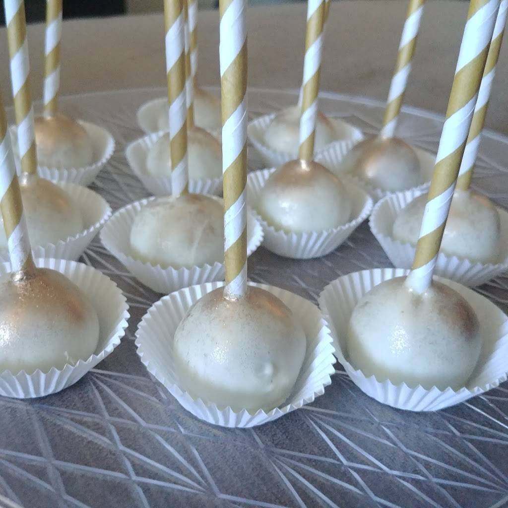 Toothsome Delights | restaurant | 2428 Islington Ave, Etobicoke, ON M9W 3X7, Canada | 4167793279 OR +1 416-779-3279