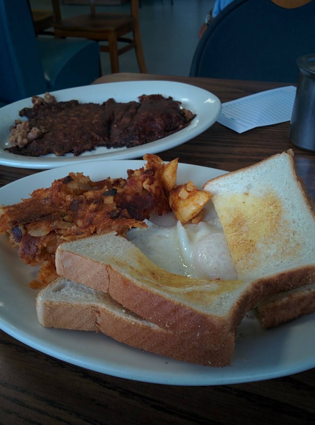 De Leos Breakfast House | restaurant | 751 Fall River Ave, Seekonk, MA 02771, USA | 5083365570 OR +1 508-336-5570