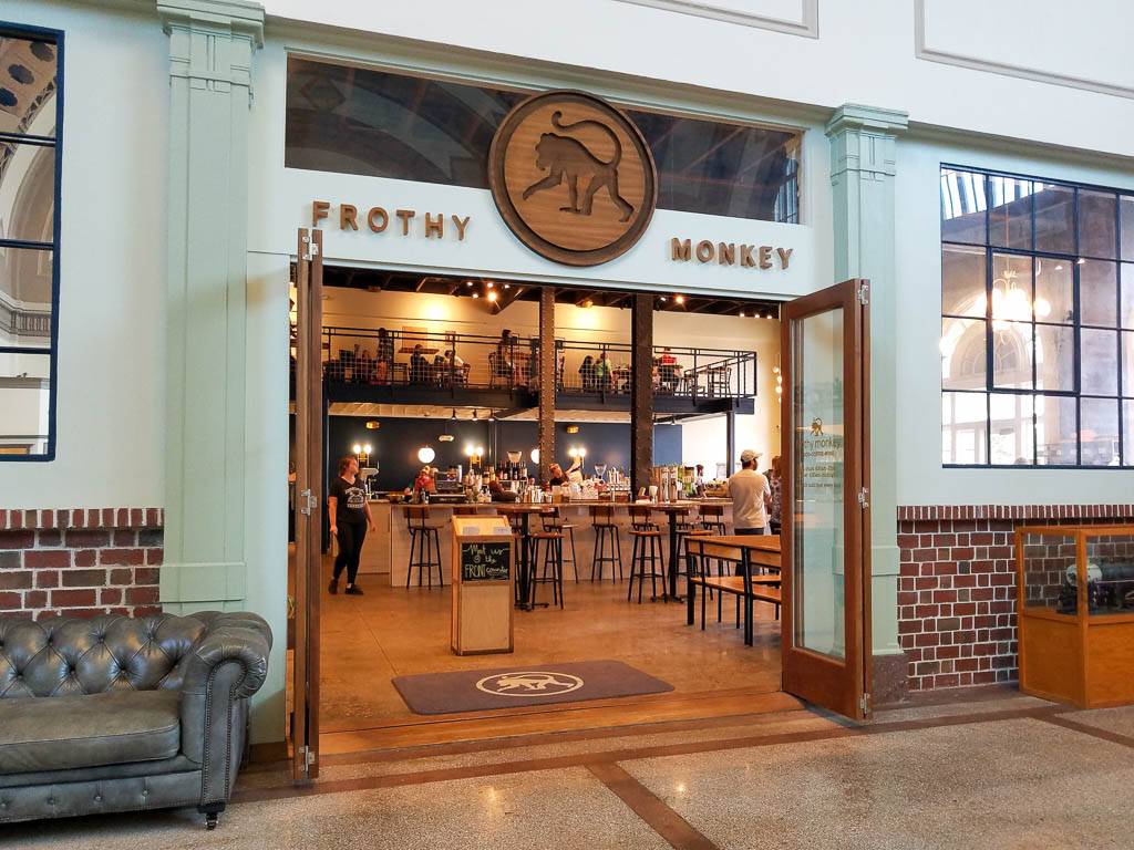 Frothy Monkey | restaurant | 1400 Market St, Chattanooga, TN 37402, USA | 4236806343 OR +1 423-680-6343
