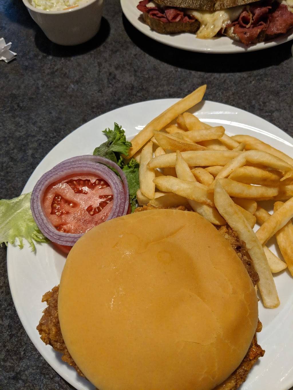 The Bank Restaurant | restaurant | 110 E State St, Pendleton, IN 46064, USA | 7657781446 OR +1 765-778-1446