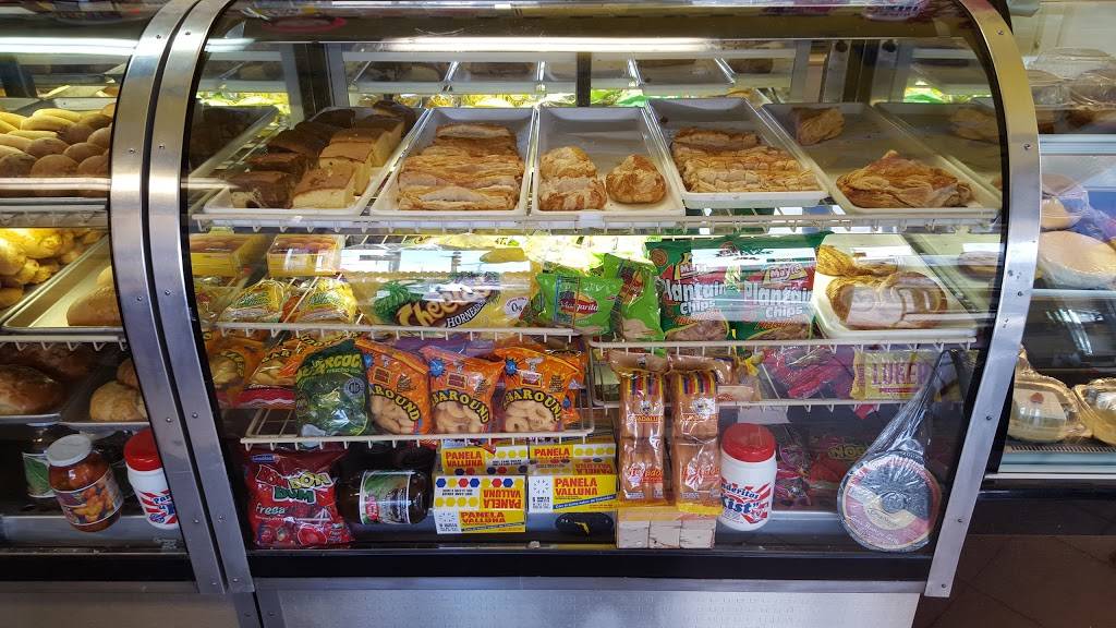 Las Tias | bakery | 74-01 Metropolitan Ave, Middle Village, NY 11379, USA | 7184163888 OR +1 718-416-3888