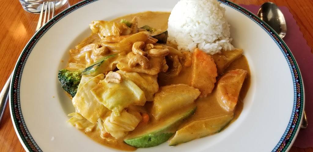 Thai Lotus | restaurant | 3450 Kildaire Farm Rd #150, Cary, NC 27518, USA | 9842297333 OR +1 984-229-7333