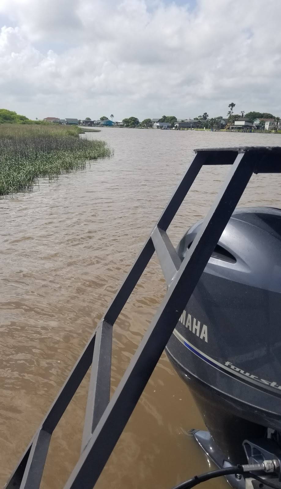 Wahoos Marina Cantina | restaurant | 1052 County Rd 201, Sargent, TX 77414, USA | 9792453691 OR +1 979-245-3691