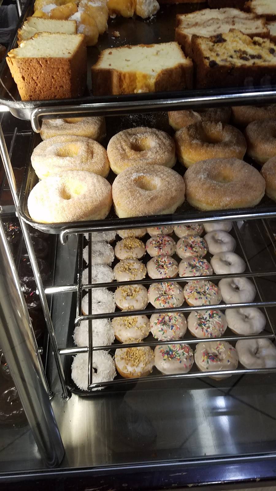 Winchells Donut House | cafe | 101 W Florence Ave, Los Angeles, CA 90003, USA | 3237539850 OR +1 323-753-9850