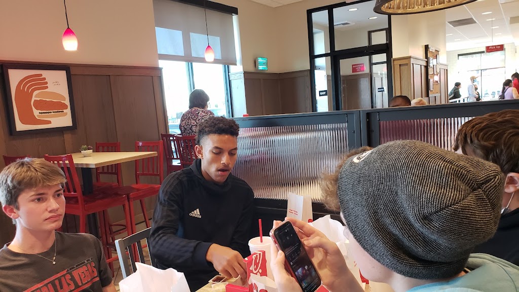 Chick-fil-A | restaurant | 9830 W Flamingo Rd, Las Vegas, NV 89147, USA | 7024334381 OR +1 702-433-4381