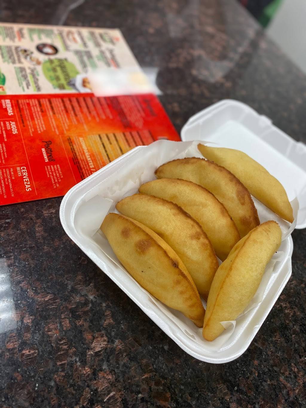 Pilon Arepas Grill | restaurant | 12720 S Orange Blossom Trail, Orlando, FL 32837, USA | 4072866025 OR +1 407-286-6025