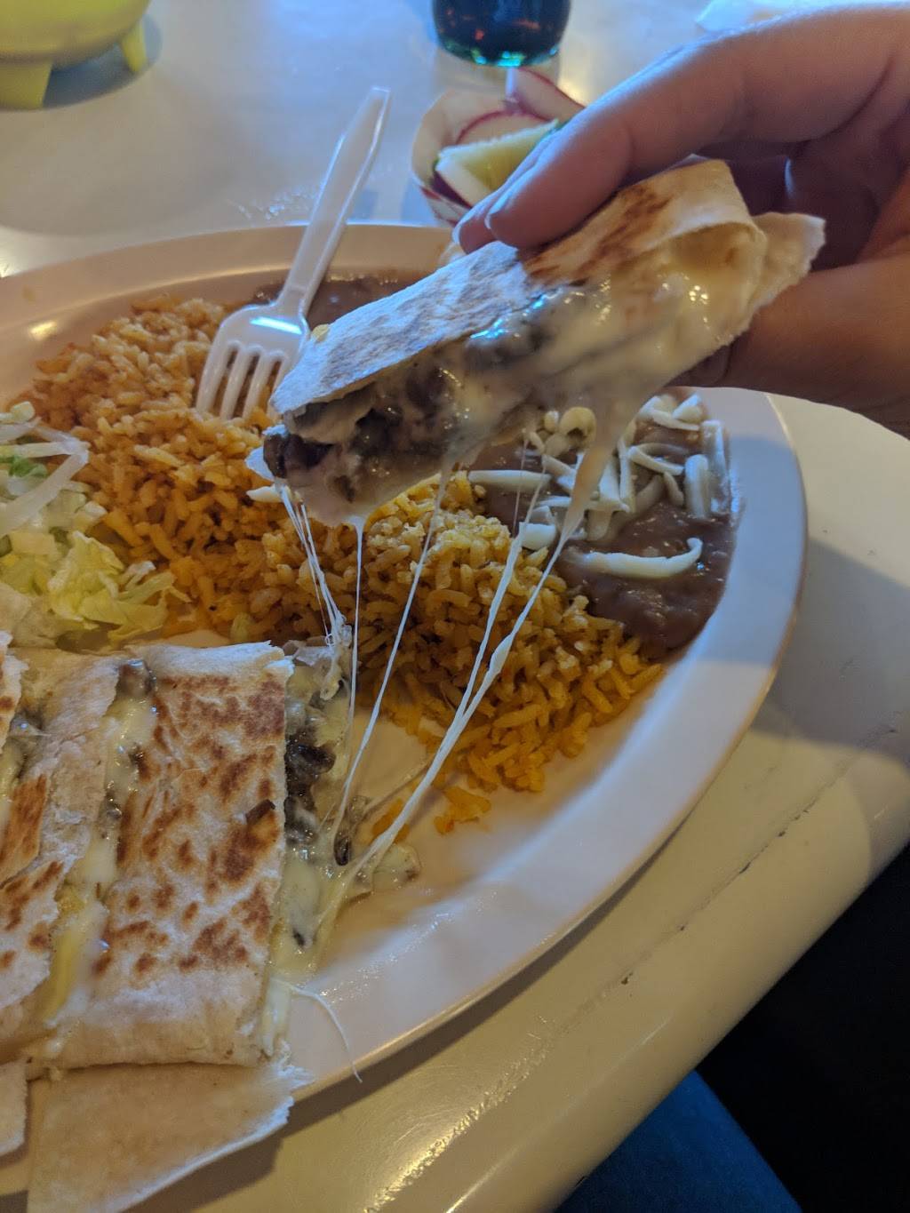 El Tapatito Fast Food | restaurant | 1721 N Broadway, Wichita, KS 67214, USA | 3162671008 OR +1 316-267-1008