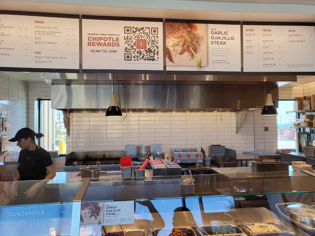 Chipotle Mexican Grill | restaurant | 7989 Bandera Rd, San Antonio, TX 78250, USA | 7262626014 OR +1 726-262-6014