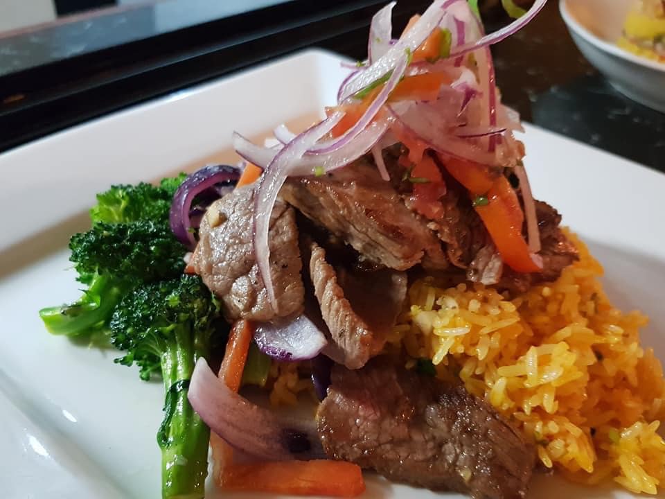 Taverna Berrocal | restaurant | 2515 NE 3rd St, Ocala, FL 34470, USA | 4079682081 OR +1 407-968-2081