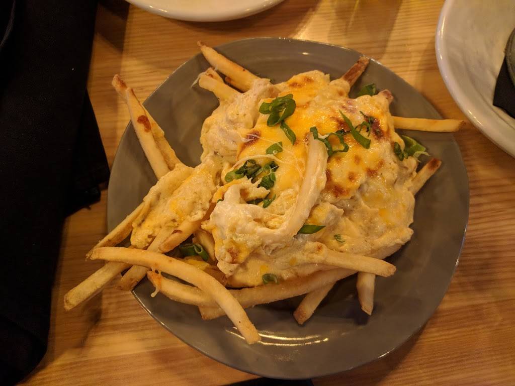 Mutiny Pirate Bar and Island Grille | restaurant | 33 Magothy Beach Rd #100, Pasadena, MD 21122, USA | 4107872050 OR +1 410-787-2050