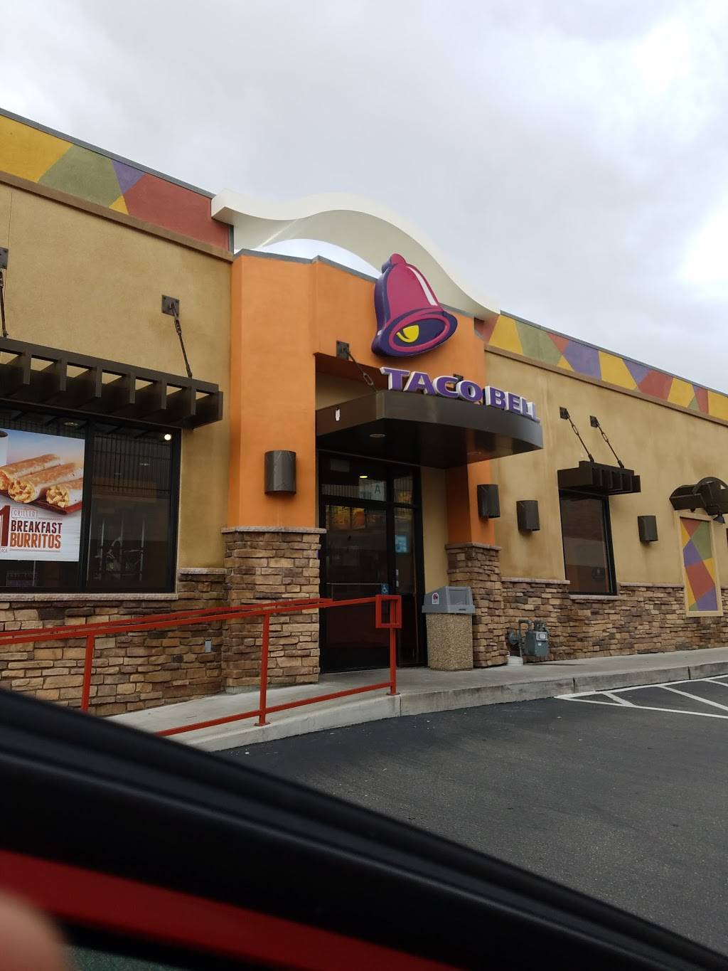 Taco Bell | meal takeaway | 6303 Platt Ave, Woodland Hills, CA 91367, USA | 8183483974 OR +1 818-348-3974