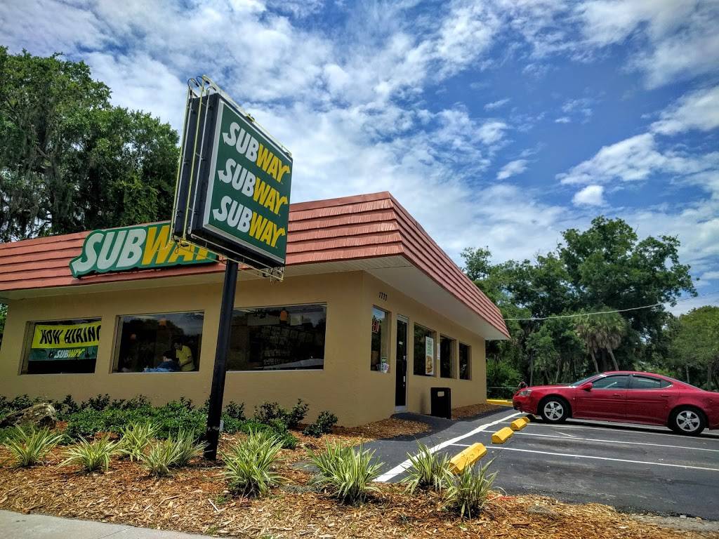 Subway | restaurant | 1777 N Tamiami Trail, Sarasota, FL 34234, USA | 9413160337 OR +1 941-316-0337