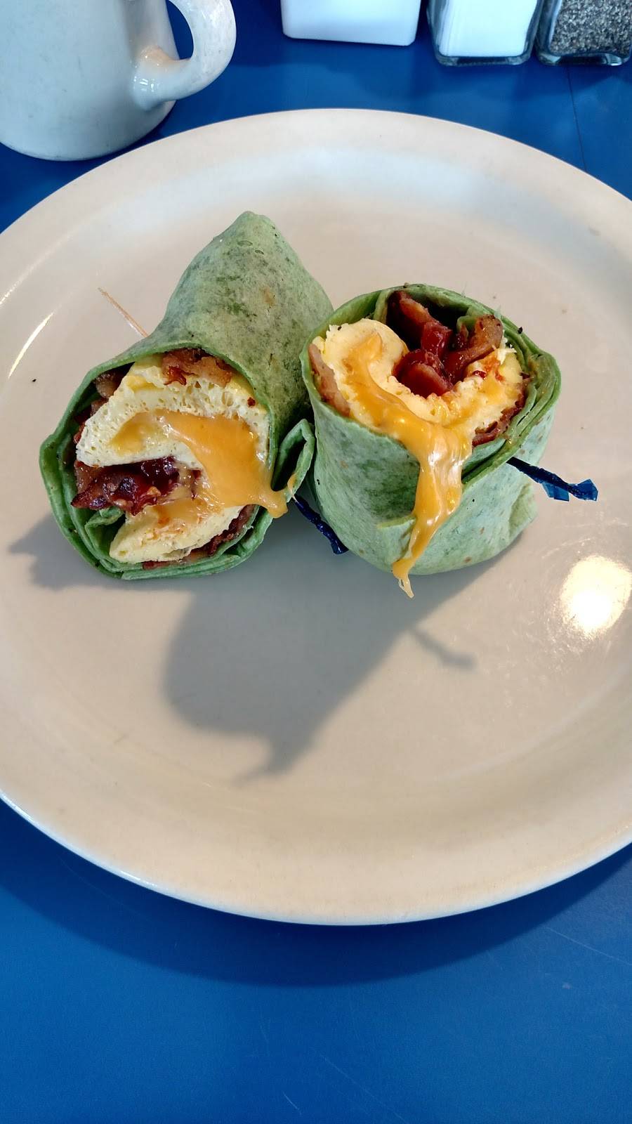 Sunrise Marina Grill | restaurant | 1671 Beaver Dam Rd, Point Pleasant, NJ 08742, USA | 7328995580 OR +1 732-899-5580