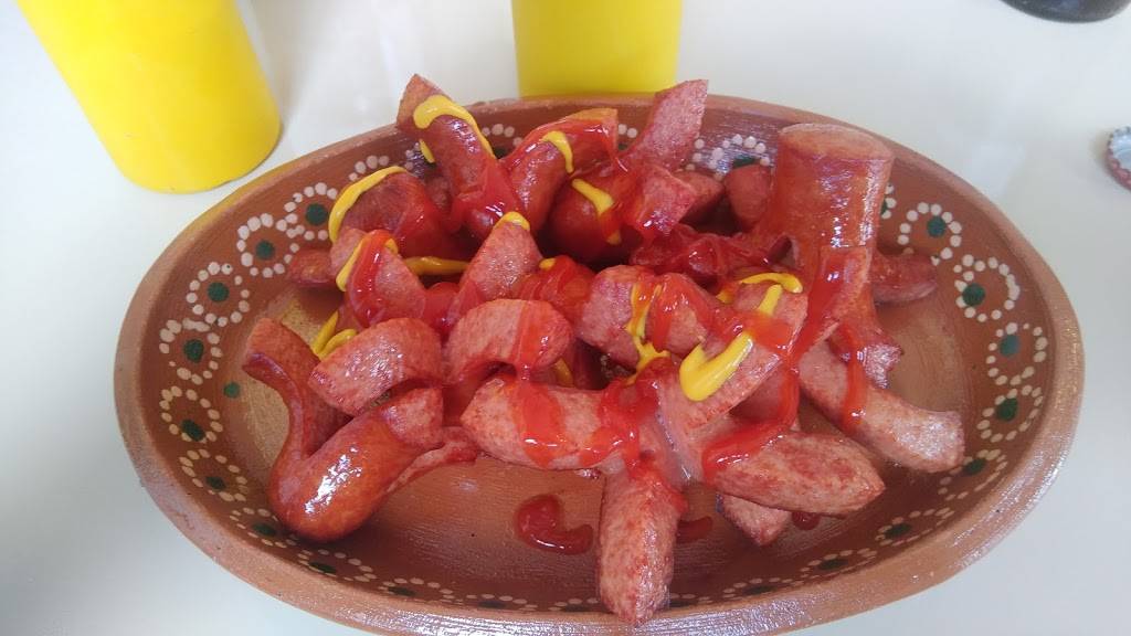 Antojos Guadalajara | restaurant | 1701 Guadalupe St, San Antonio, TX 78207, USA | 2104127451 OR +1 210-412-7451