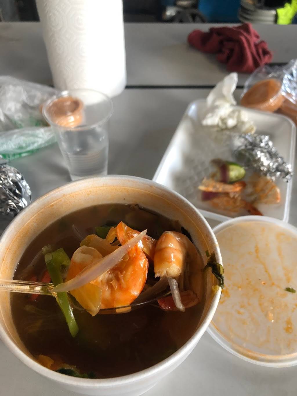 Mariscos Oceanos Food Truck | restaurant | 194 Los Vallecitos Blvd, San Marcos, CA 92069, USA | 6197910170 OR +1 619-791-0170