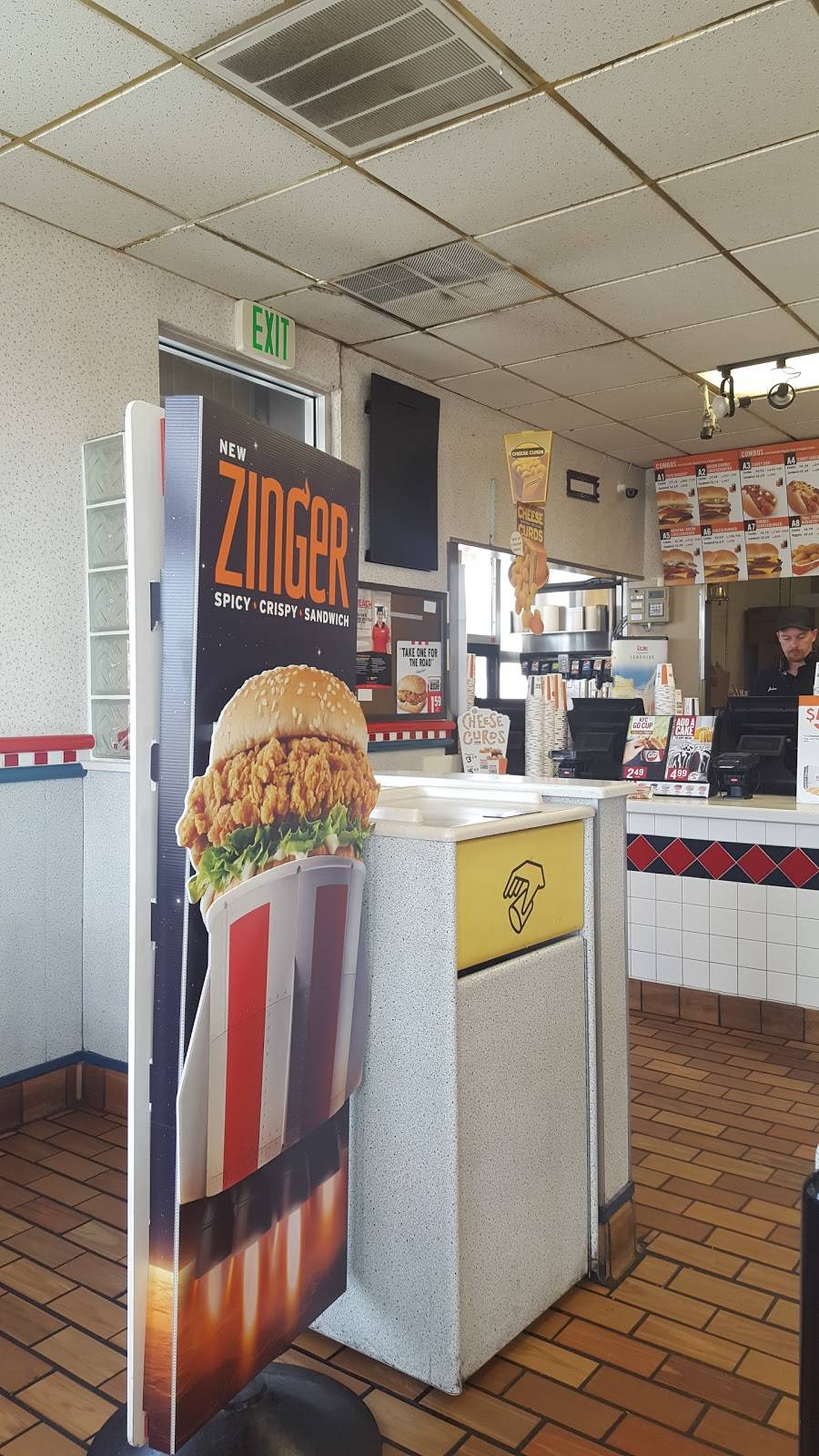 A&W Restaurant | restaurant | 132 N Redwood Rd, Salt Lake City, UT 84116, USA | 8013282909 OR +1 801-328-2909