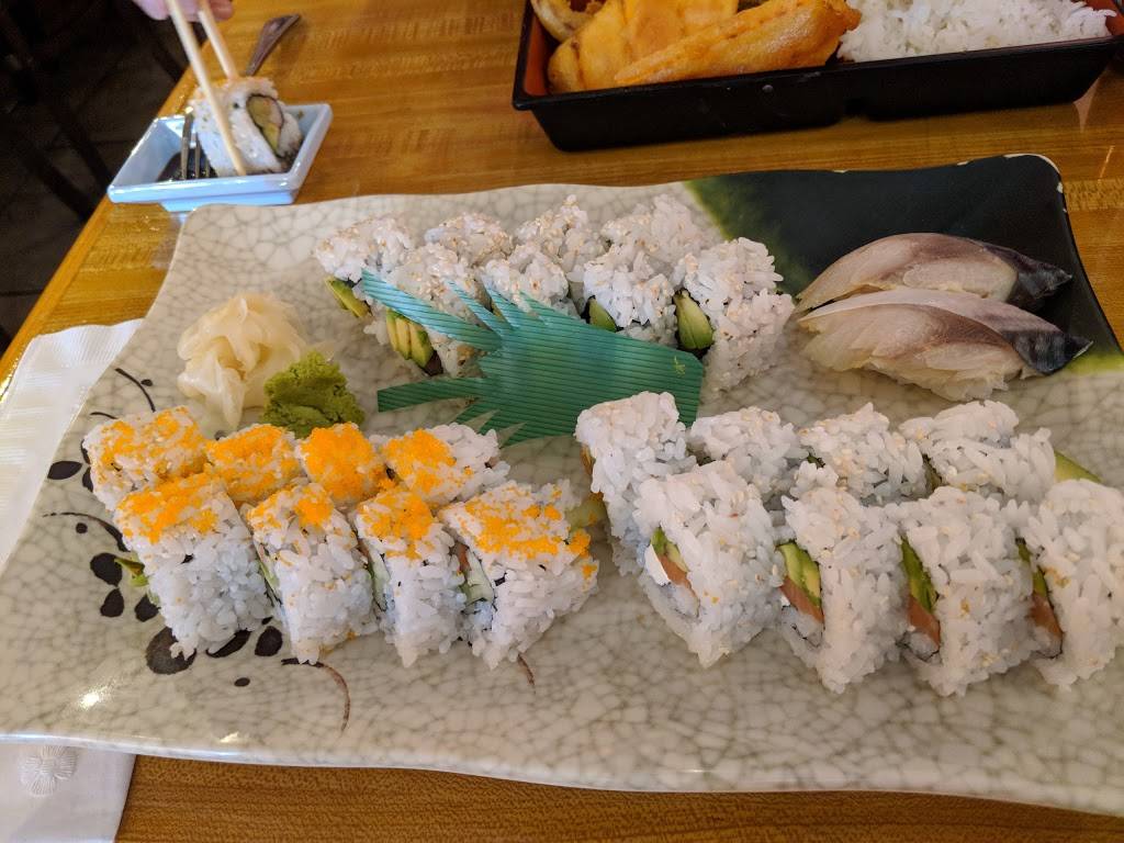 Sushi Bar & Japanese Restaurant | restaurant | 369 West Army Trail Road, Bloomingdale, IL 60108, USA | 6308949088 OR +1 630-894-9088