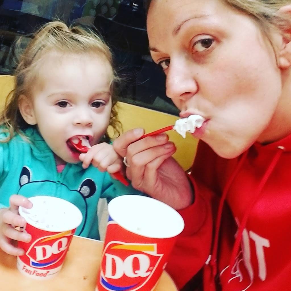 DQ / Orange Julius | restaurant | 2966 Ogden Ave, Aurora, IL 60504, USA | 6308518444 OR +1 630-851-8444