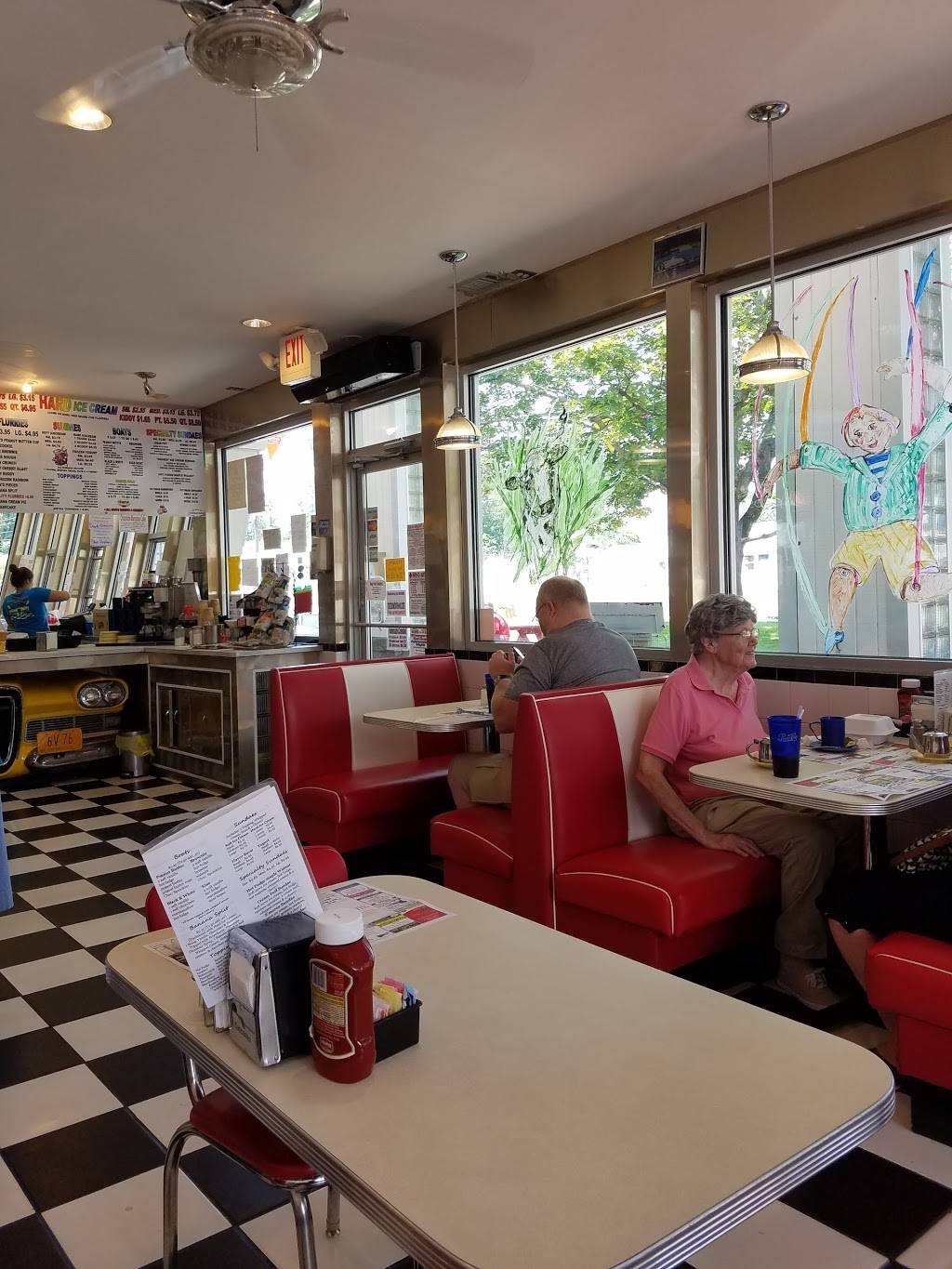 Frozen Rainbow | restaurant | 90 Old Rte 9w, Port Ewen, NY 12466, USA | 8453846670 OR +1 845-384-6670