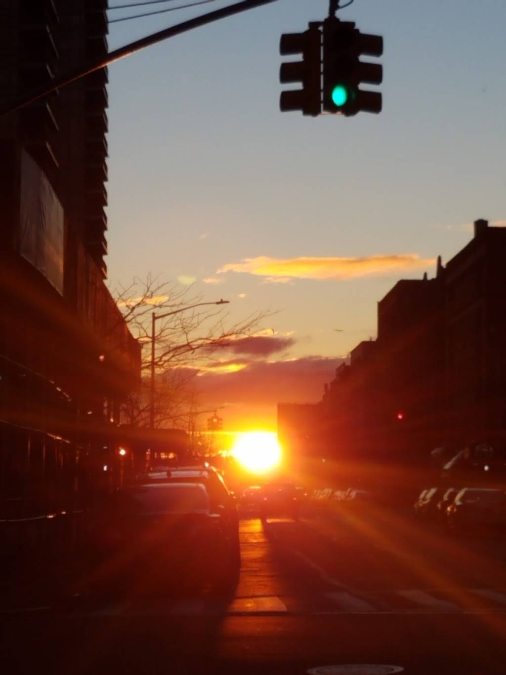 Makana | restaurant | 1329 St Nicholas Ave, New York, NY 10033, USA | 6468691383 OR +1 646-869-1383